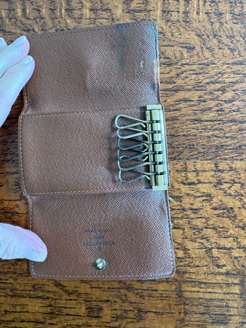 Louis Vuitton Brown Monogram Key Holder - Picture 6 of 10